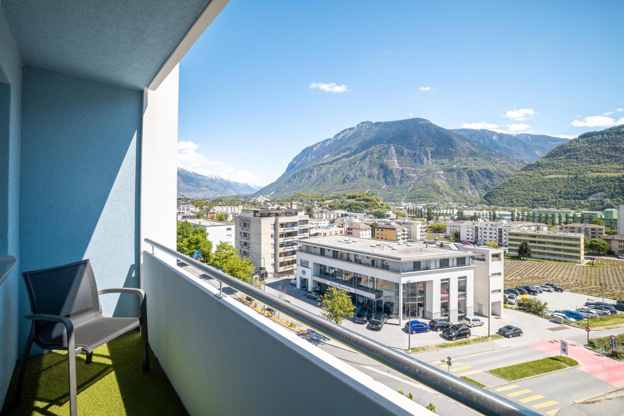 Nonanteneuf Appart Hotel Sierre - Contactless Check-In Zewnętrze zdjęcie